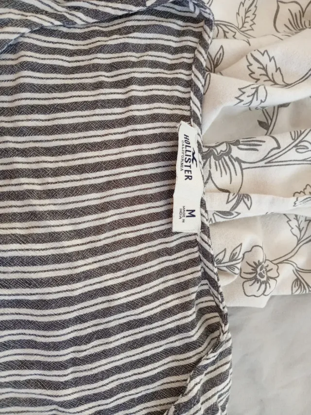 Camisa Hollister Raya Gris Talla M