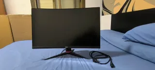 Monitor Curvo AOC 27 240Hz