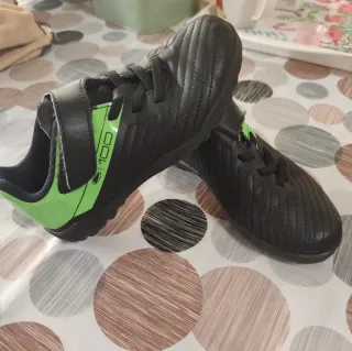Botas de fútbol niño talla 29