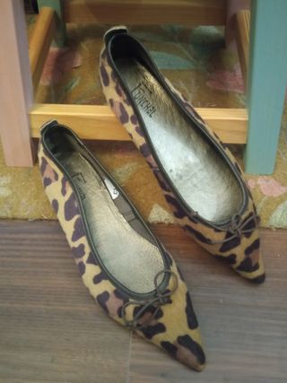 Zapatos planos piel animal print