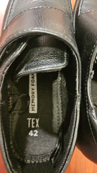 ZAPATOS NEGROS T.42 COMO NUEVOS