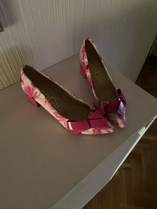 Zapatos Paco Gil Talla 39 Flores y Lazo Rosa