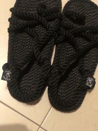 Sandalias Nomadic Negras
