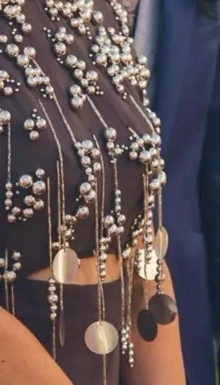 Vestido de fiesta con abalorios