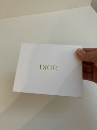 Libro y tarjetas Christian Dior
