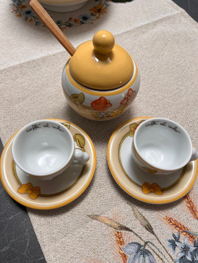 Set 2 tazzine con zuccheriera Thun