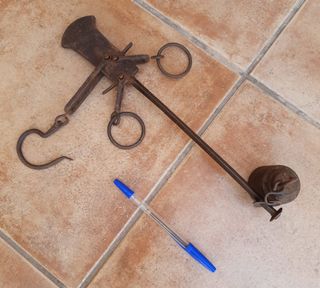 Balanza romana antigua (pesa hasta 16kg)