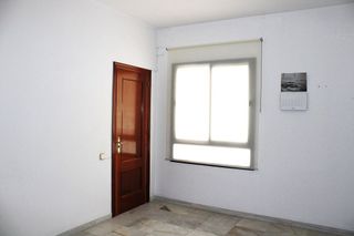 Oficina en venta en Centro - Doña Mercedes en Dos Hermanas