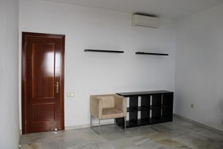 Oficina en venta en Centro - Doña Mercedes en Dos Hermanas