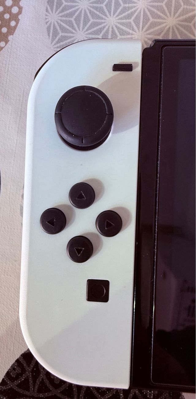Nintendo Switch OLED – excelente estado