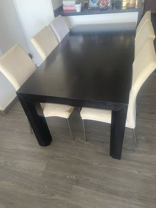 Mesa de comedor wengue