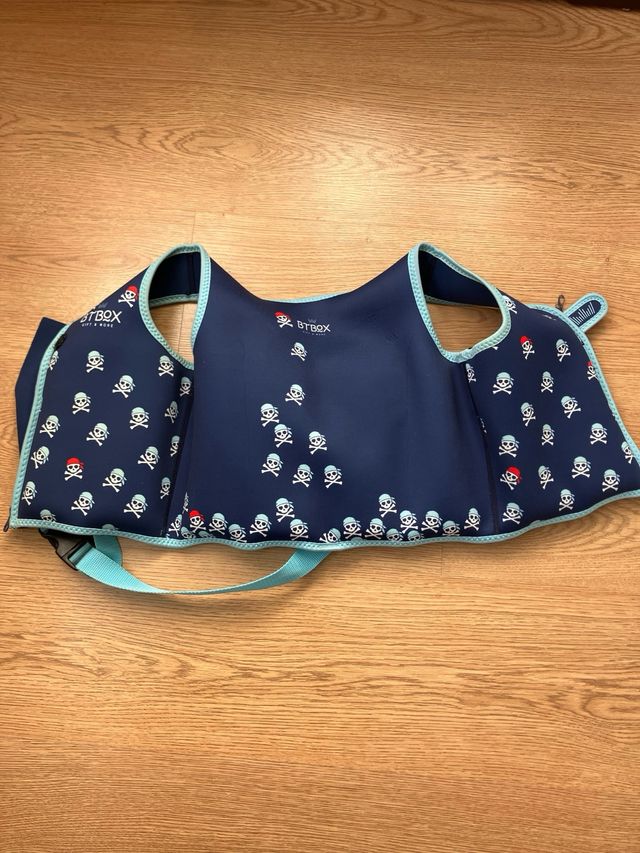 Chaleco flotador niños pirata BTBOX