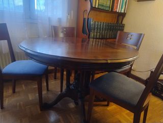 Mesa de comedorextensible y 4 sillas comedor