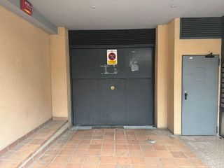 Garaje en venta en La Cogullada en Terrassa
