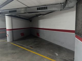 Garaje en venta en La Cogullada en Terrassa