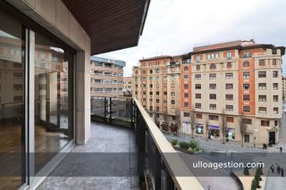 Piso en alquiler en Ensanche en Pamplona