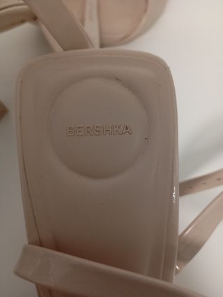 Tacones Bershka Beige Talla 39