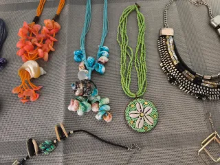 Lote Collares y Pendientes