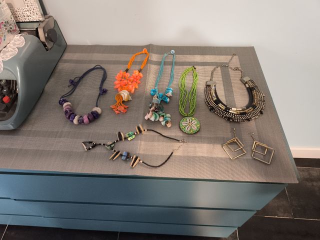Lote Collares y Pendientes
