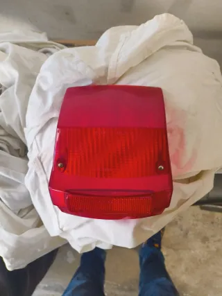 Fanale posteriore Vespa PX rosso