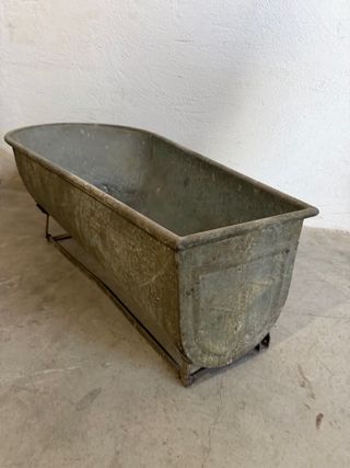 Bañera antigua zinc