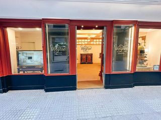 Local comercial en venta en La Caleta - La Viña en Cádiz