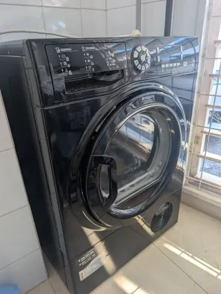 Secadora Hotpoint Ariston 8kg Negra