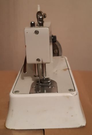 Mini macchina da cucire BORLETTINA