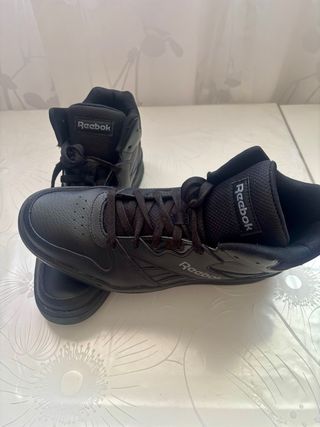 Zapatillas Reebok Negras Talla 42.5