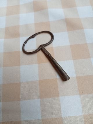 Llave antigua para reloj