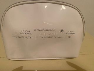 Borsa da toilette bianca Chanel