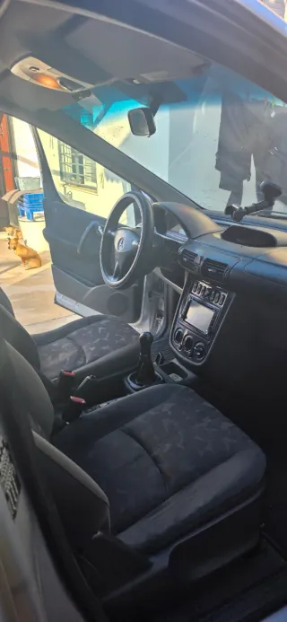 Furgoneta Mercedes-Benz Vaneo 2004