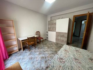 Piso en alquiler en Pajaritos - Plaza de Toros en Granada