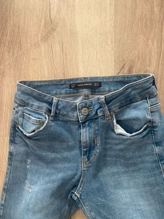 Pantalón Zara pitillo talla 36