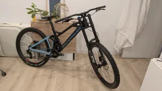 Mondraker Summum SE DH Bici MTB