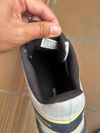 Zapatillas Salomon Thundercross Talla 44