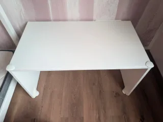 Silla y escritorio infantil IKEA