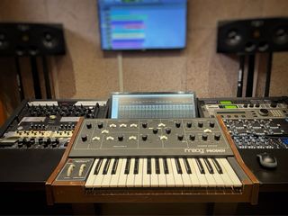 MOOG Prodigy Sintetizador Analógico Monofónico