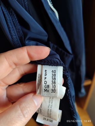 Gabardina corta Punto Roma azul mujer