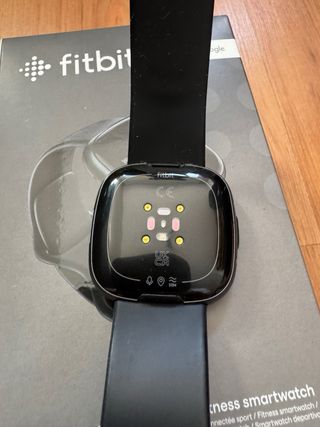 Fitbit Versa 4 Negro