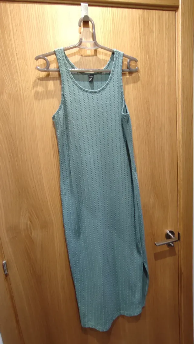 Vestido SHEIN premamá verde talla XS