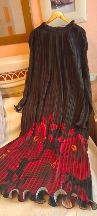 Vestido largo plisado flores 56/58