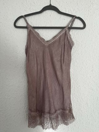 Camiseta lencera encaje