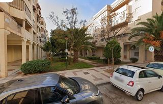 Local comercial en venta en Teatinos en Málaga