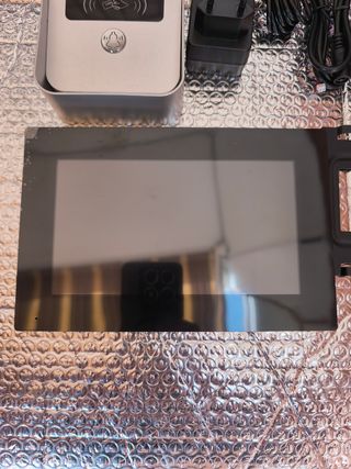 Videoportero con pantalla y accesorios