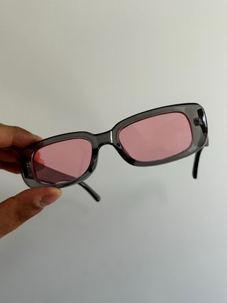 Occhiali da sole vintage resina grigia lente rosa