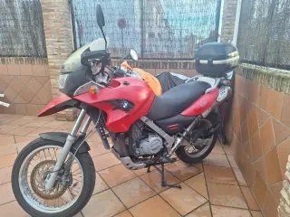 vendo BMW F 650 GS Roja