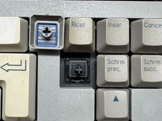 Teclado Olivetti WS 785