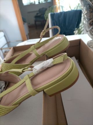 Zapato  BUONAROTTI verde Nuevo