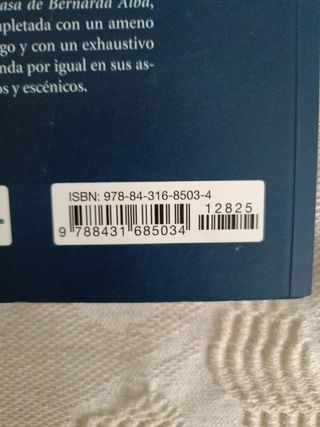 La Casa De Bernarda Alba (Clasicos Hispanicos /...